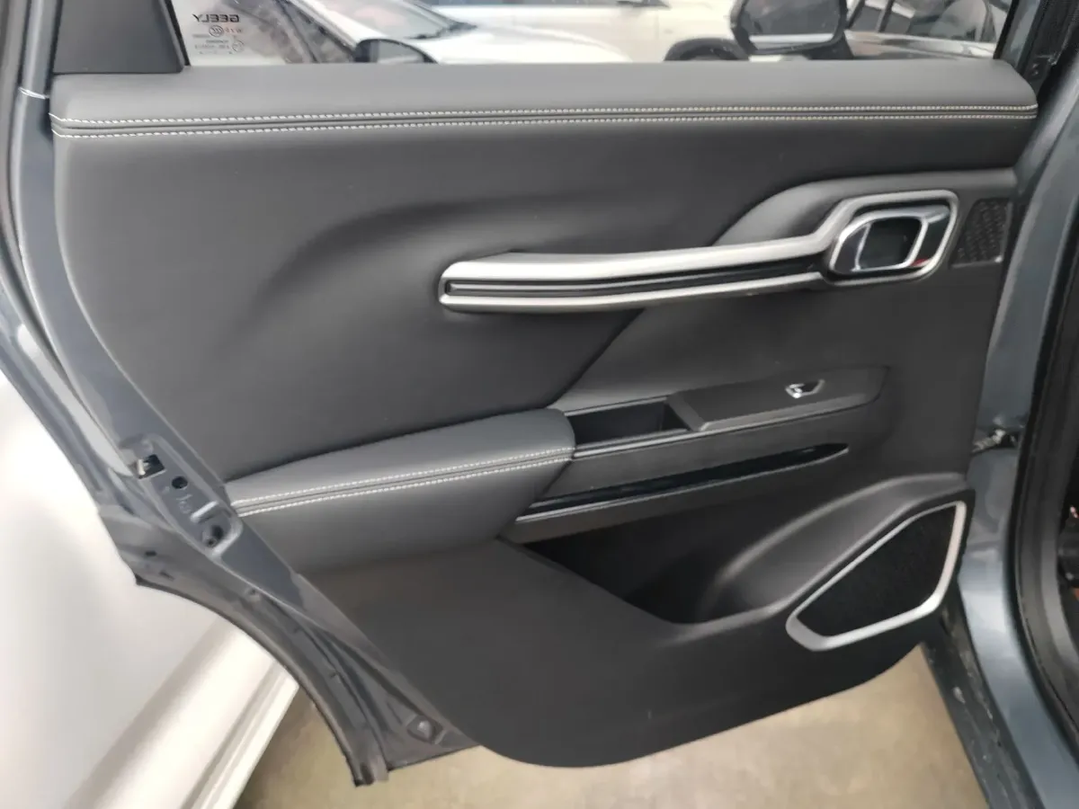 2020 Geely Okavango 1.8T 184HP L4 7DCT,autocango,china used car exporter,china ev exporter,chinese used car exporter,chinese used ev exporter