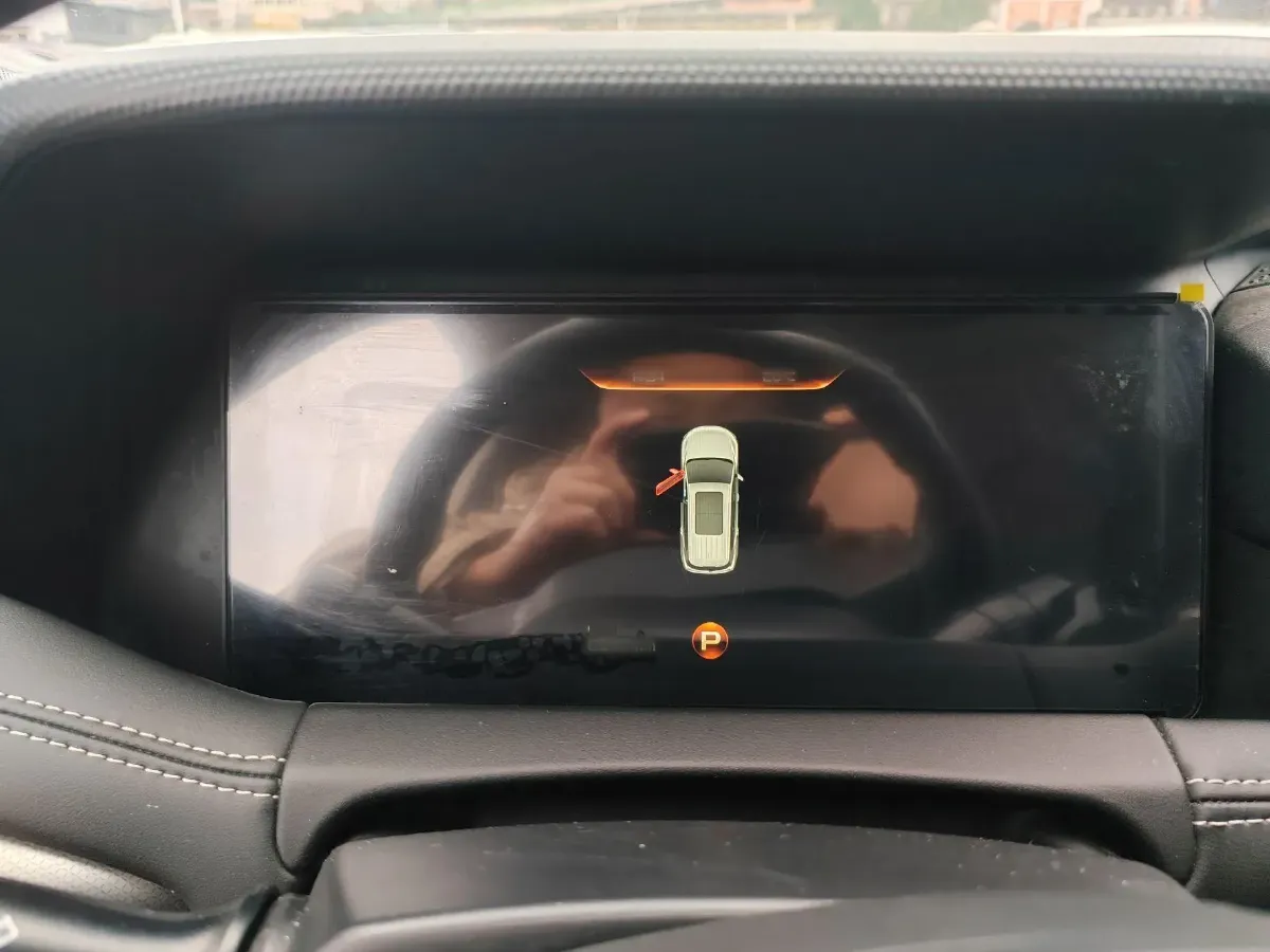 2020 Geely Okavango 1.8T 184HP L4 7DCT,autocango,china used car exporter,china ev exporter,chinese used car exporter,chinese used ev exporter