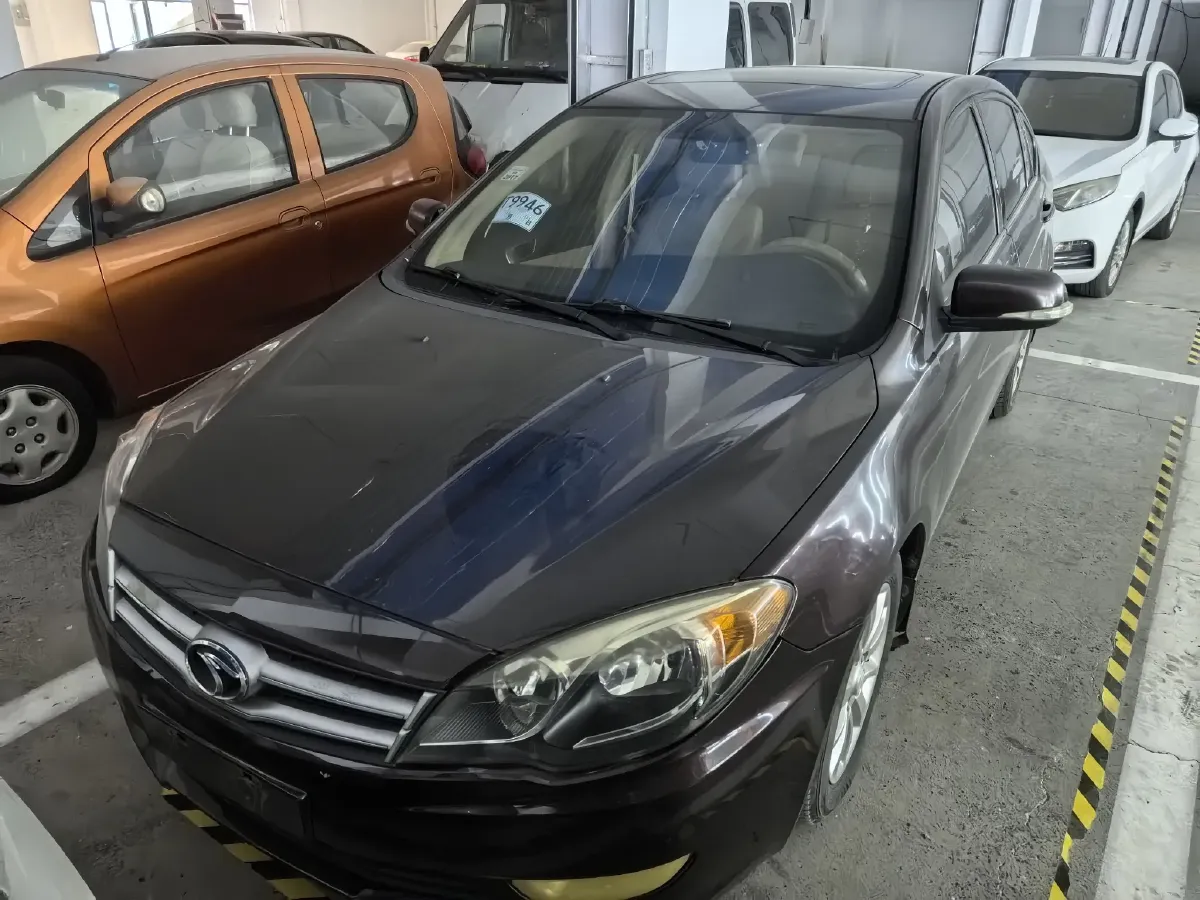 2012 Soueast V5 1.5L 120HP L4 5MT,autocango,china used car exporter,china ev exporter,chinese used car exporter,chinese used ev exporter