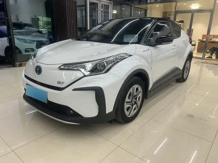 2020 Toyota Izoa E BEV 54.3KWH