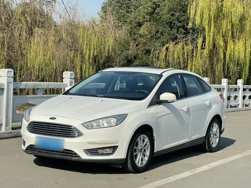 2017 Ford Focus 1.5T 181HP L4 6AT