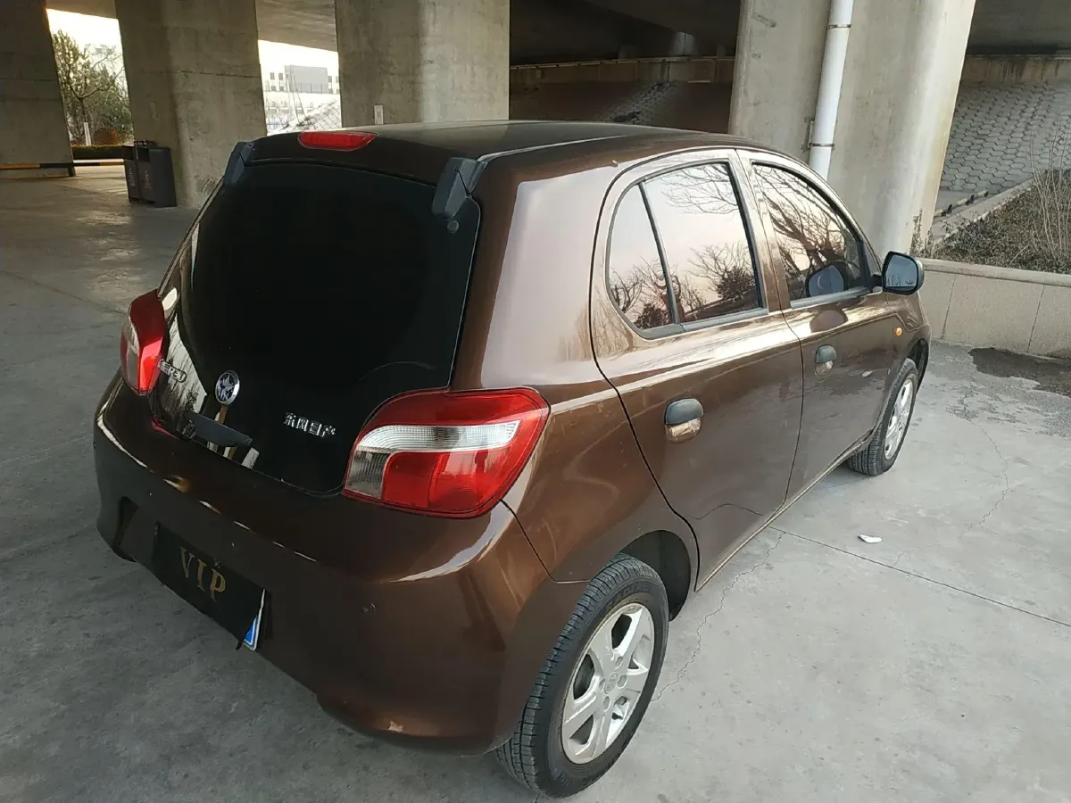 2014 Venucia R30 1.2L 73HP L3 5MT,autocango,china used car exporter,china ev exporter,chinese used car exporter,chinese used ev exporter