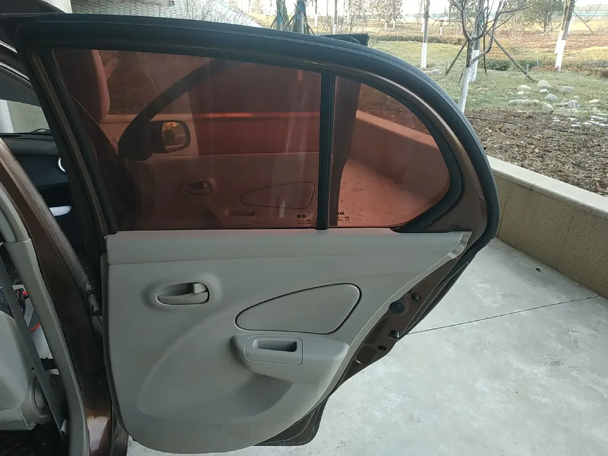 2014 Venucia R30 1.2L 73HP L3 5MT,autocango,china used car exporter,china ev exporter,chinese used car exporter,chinese used ev exporter