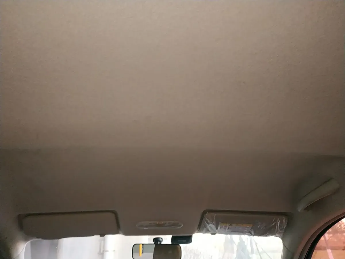 2014 Venucia R30 1.2L 73HP L3 5MT,autocango,china used car exporter,china ev exporter,chinese used car exporter,chinese used ev exporter