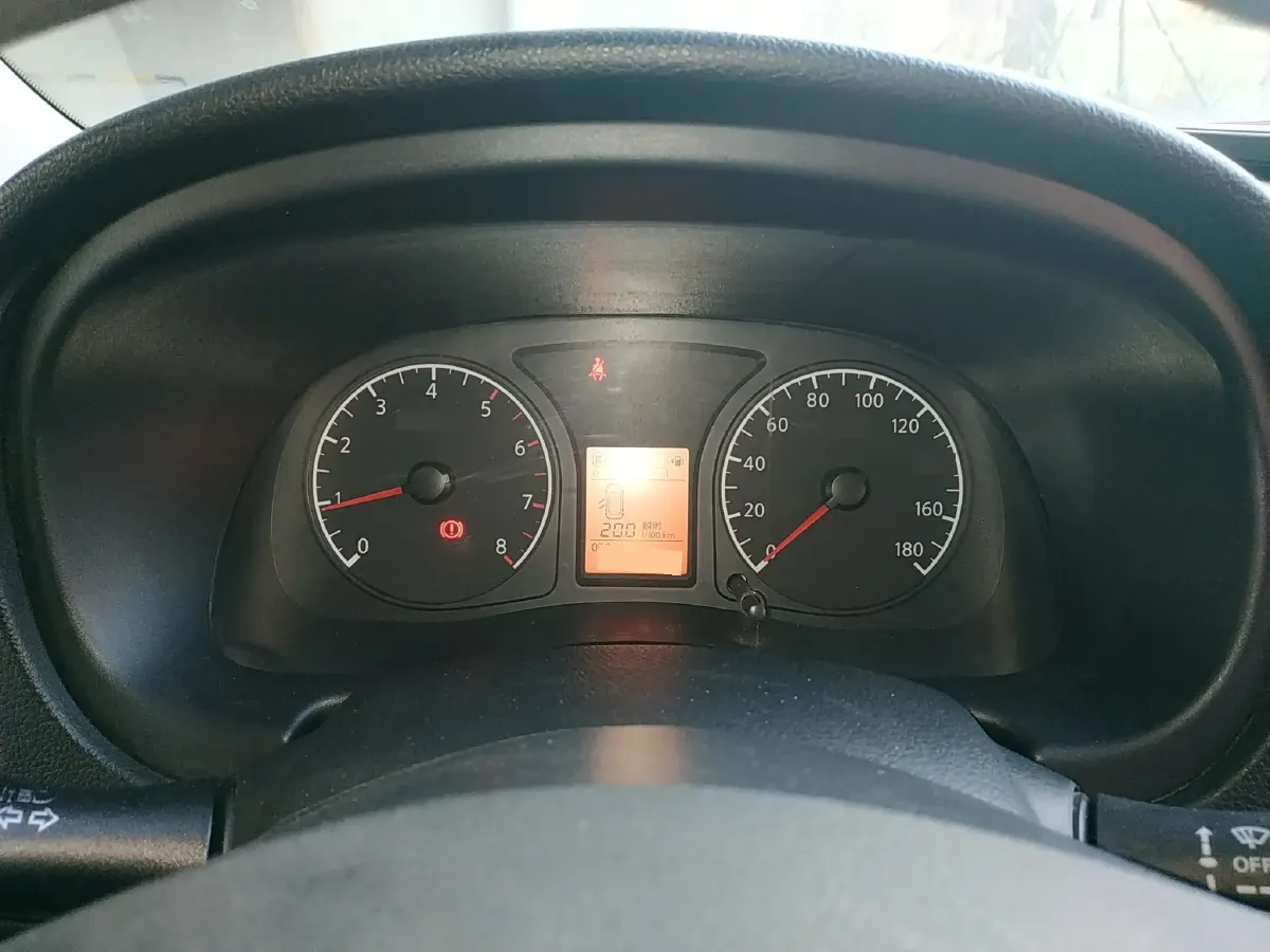 2014 Venucia R30 1.2L 73HP L3 5MT,autocango,china used car exporter,china ev exporter,chinese used car exporter,chinese used ev exporter