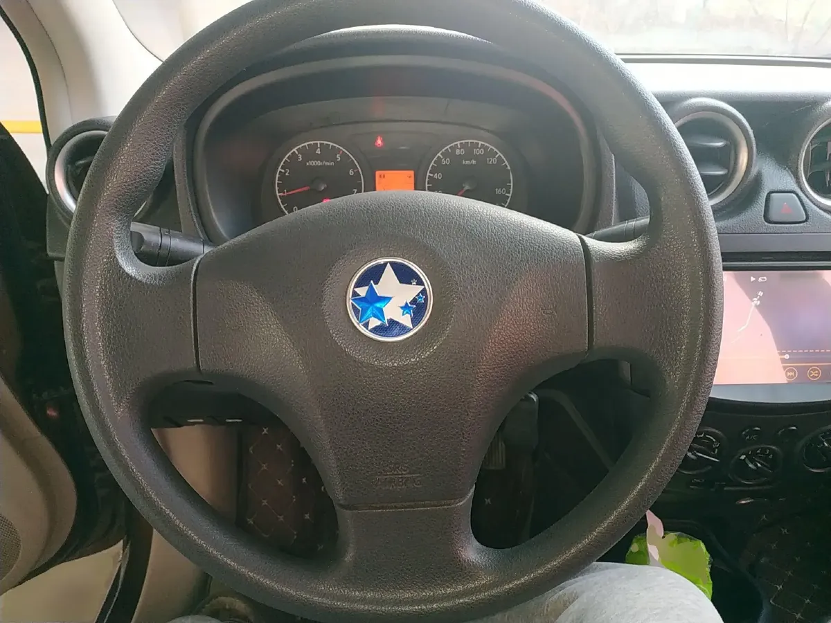 2014 Venucia R30 1.2L 73HP L3 5MT,autocango,china used car exporter,china ev exporter,chinese used car exporter,chinese used ev exporter