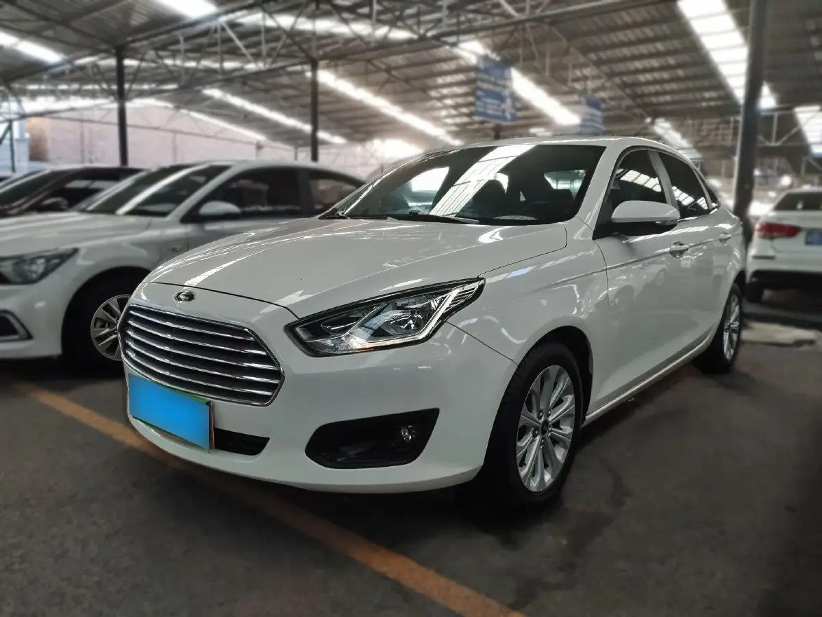 2017 Ford Escort 1.5L 113HP L4 6AT