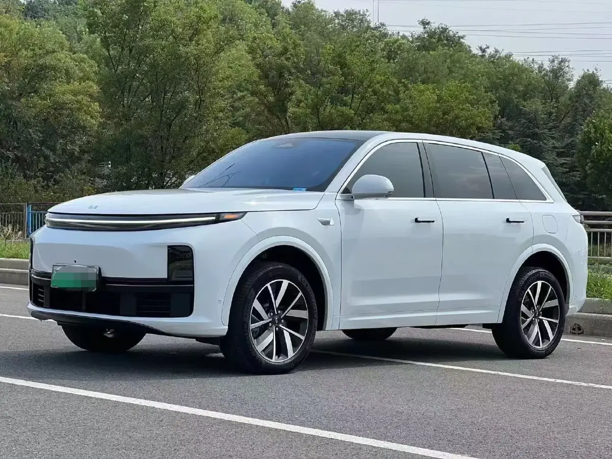 2023 Li L7 Range Extended 154HP REEV 40.9KWH