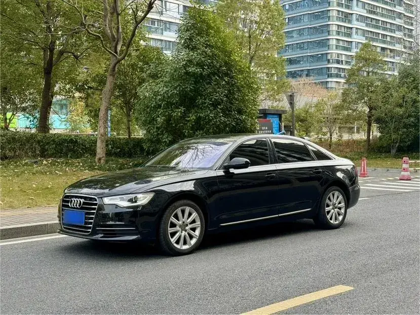 2015 Audi A6L 2.0T 180HP L4 CVT