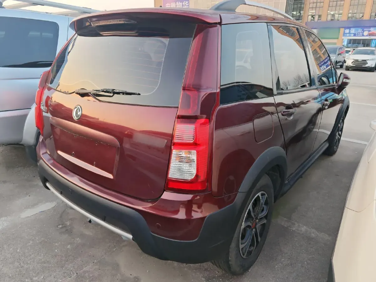 2016 DongFeng Forthing Joyear X3 1.5L 120HP L4 5MT,autocango,china used car exporter,china ev exporter,chinese used car exporter,chinese used ev exporter