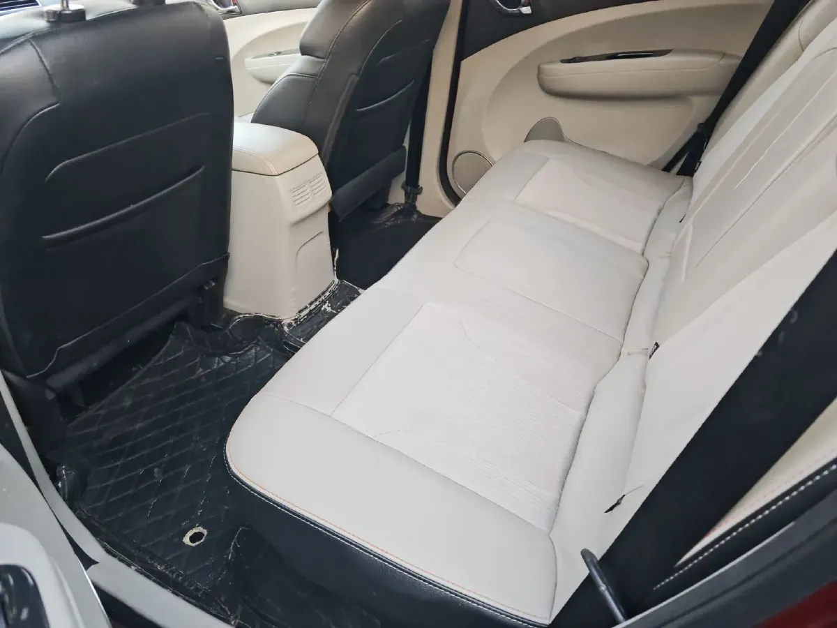 2016 DongFeng Forthing Joyear X3 1.5L 120HP L4 5MT,autocango,china used car exporter,china ev exporter,chinese used car exporter,chinese used ev exporter