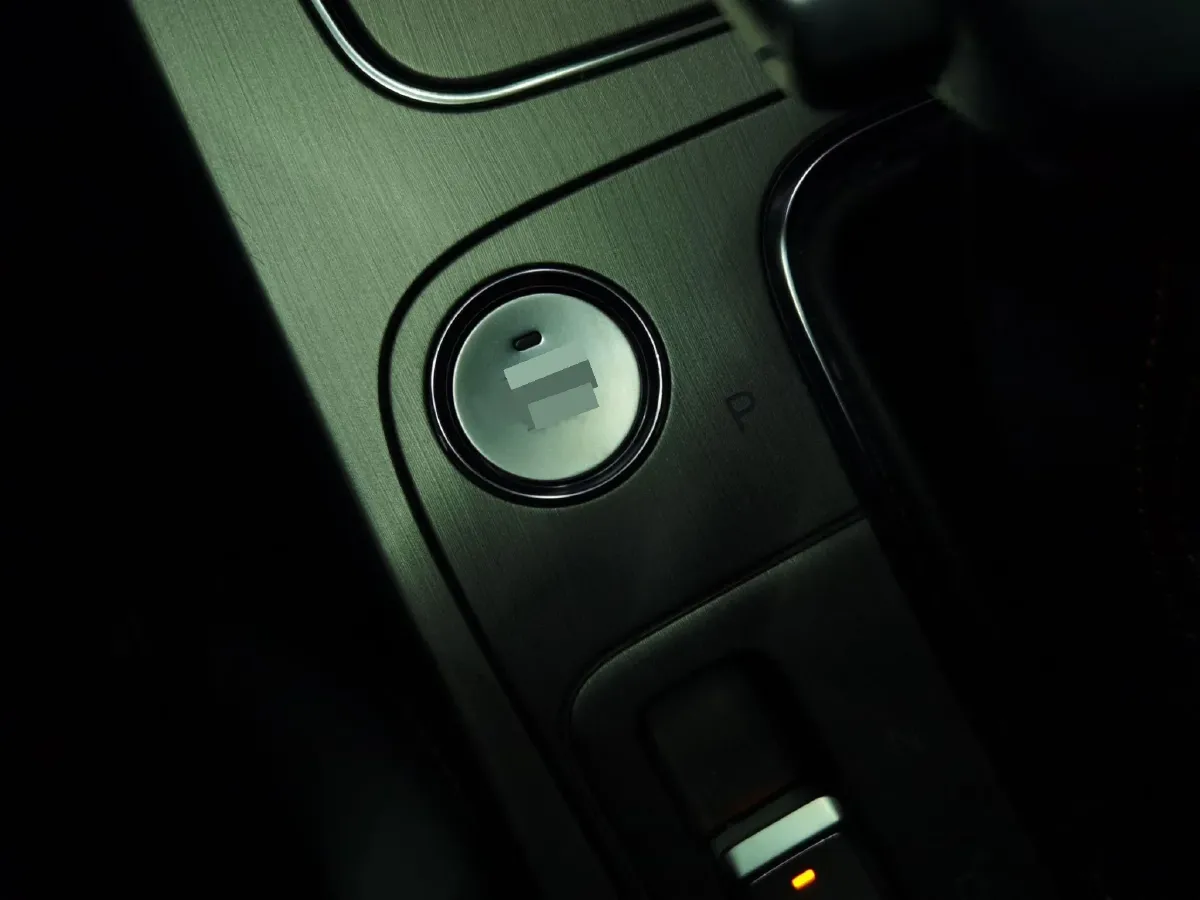 2021 ChangAn Oshan X7 1.5T 178HP L4 7DCT,autocango,china used car exporter,china ev exporter,chinese used car exporter,chinese used ev exporter