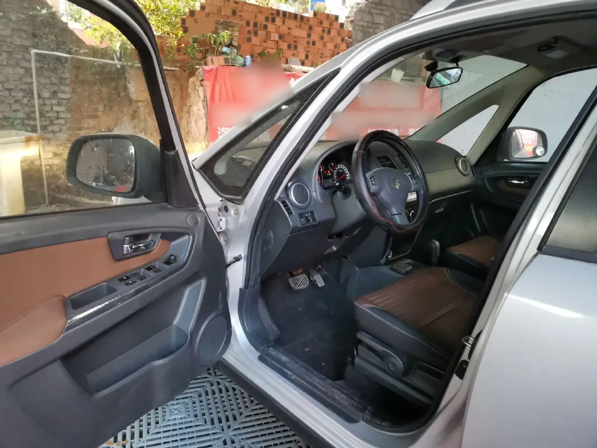 2013 Suzuki SX4 1.6L 109HP L4 4AT,autocango,china used car exporter,china ev exporter,chinese used car exporter,chinese used ev exporter