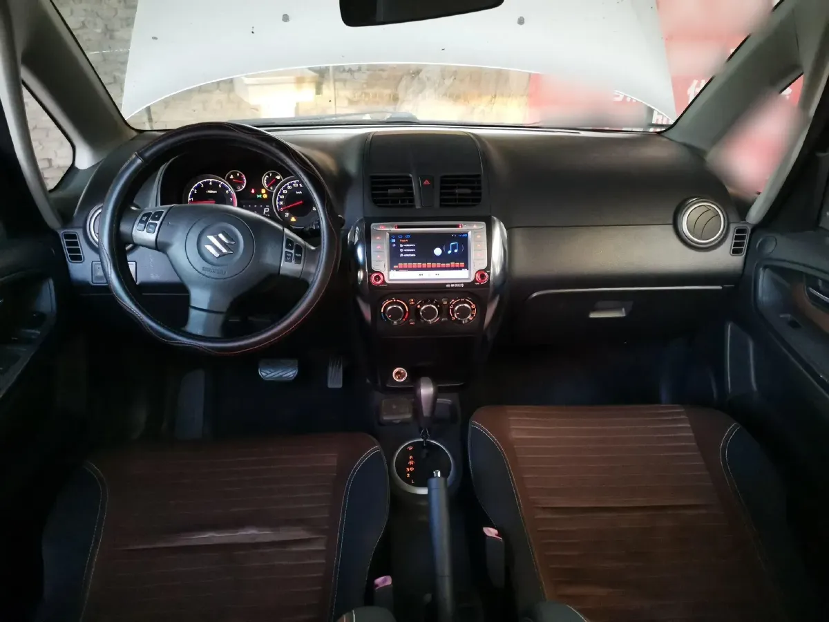 2013 Suzuki SX4 1.6L 109HP L4 4AT,autocango,china used car exporter,china ev exporter,chinese used car exporter,chinese used ev exporter