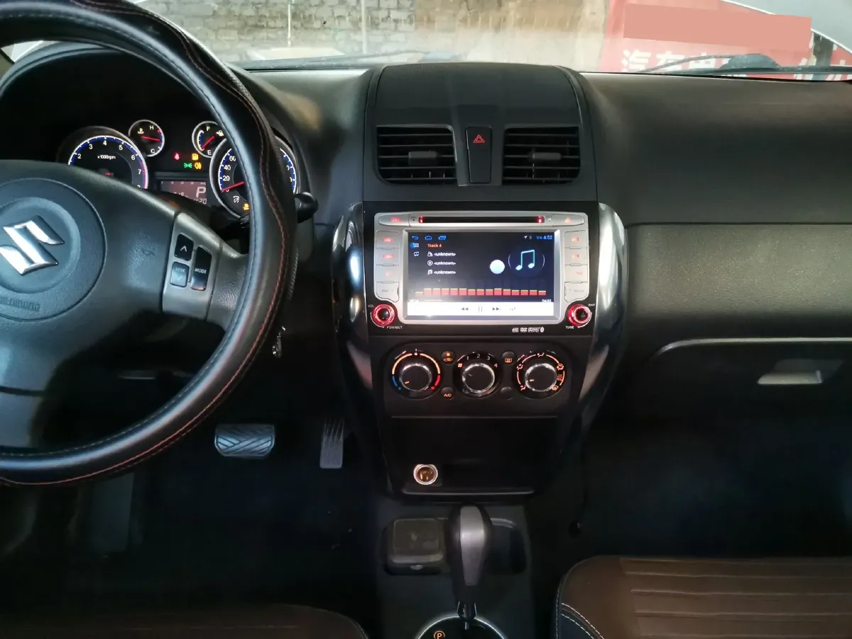 2013 Suzuki SX4 1.6L 109HP L4 4AT,autocango,china used car exporter,china ev exporter,chinese used car exporter,chinese used ev exporter