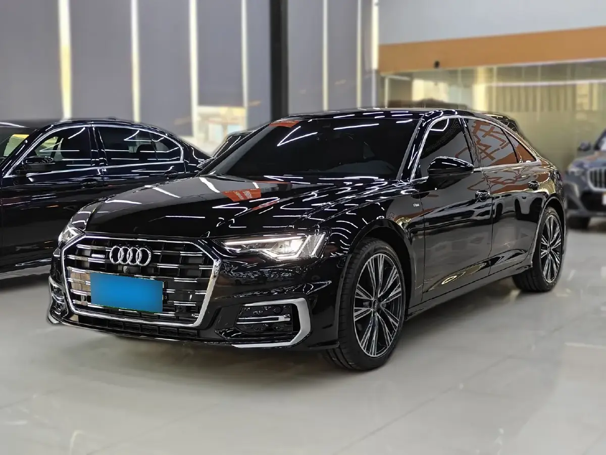 2024 Audi A6L 2.0T 245HP L4 7DCT