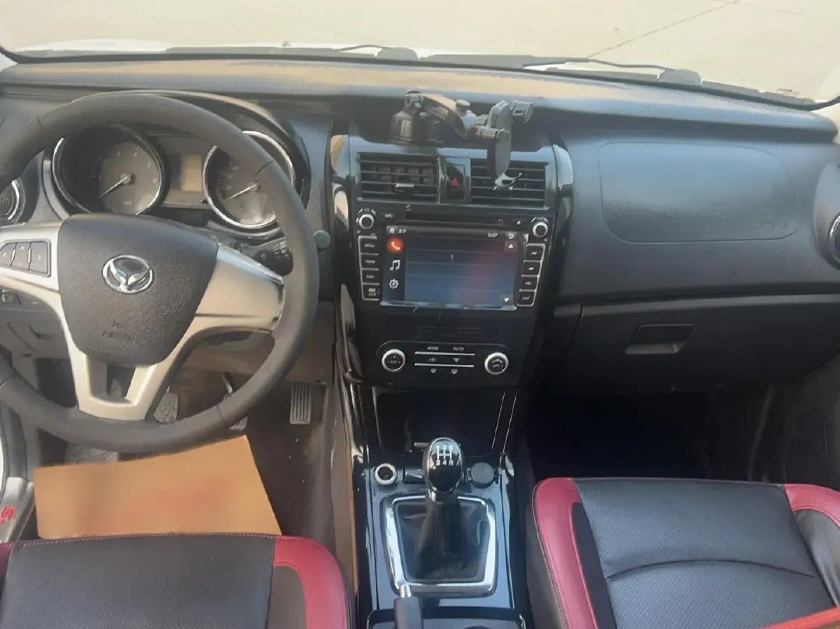 2015 BAIC Hyosow S3 1.8L 140HP L4 5MT,autocango,china used car exporter,china ev exporter,chinese used car exporter,chinese used ev exporter