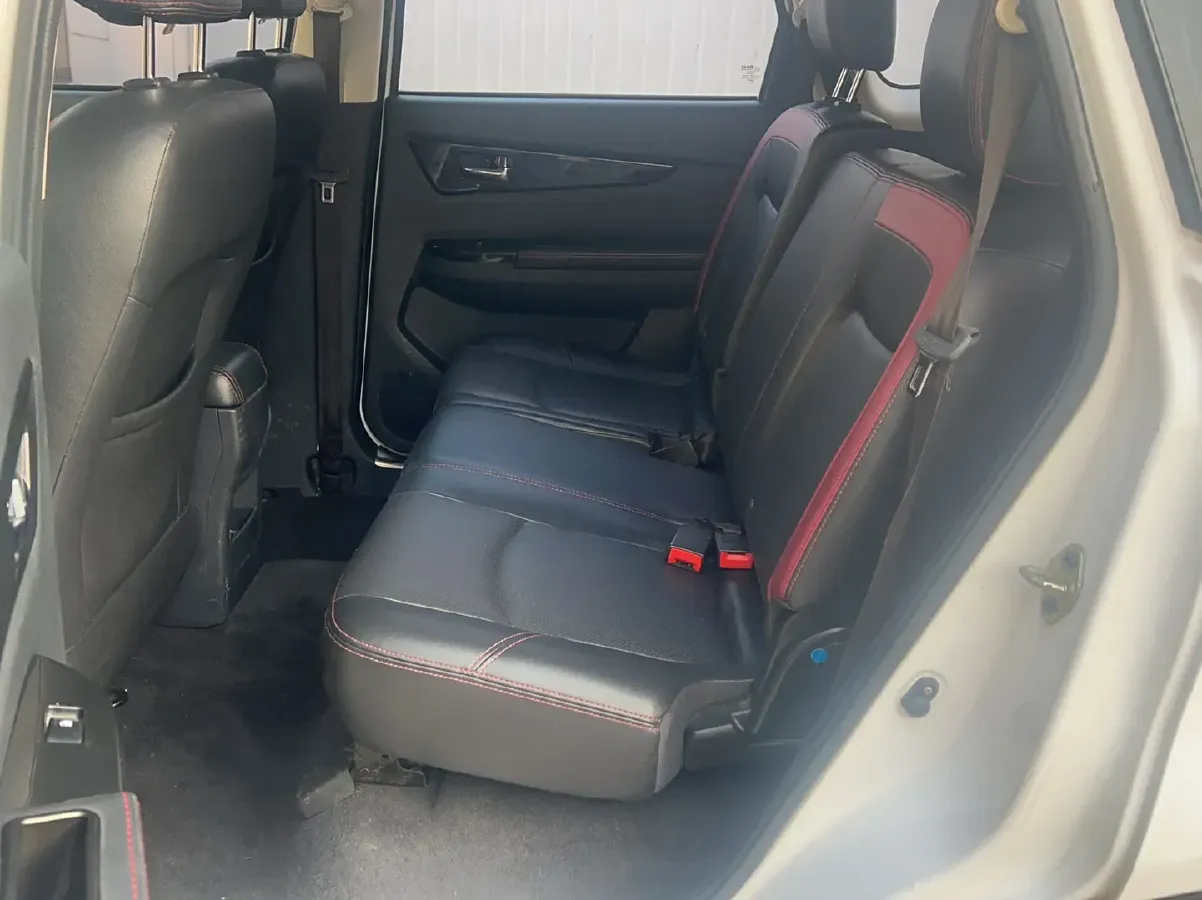 2015 BAIC Hyosow S3 1.8L 140HP L4 5MT,autocango,china used car exporter,china ev exporter,chinese used car exporter,chinese used ev exporter