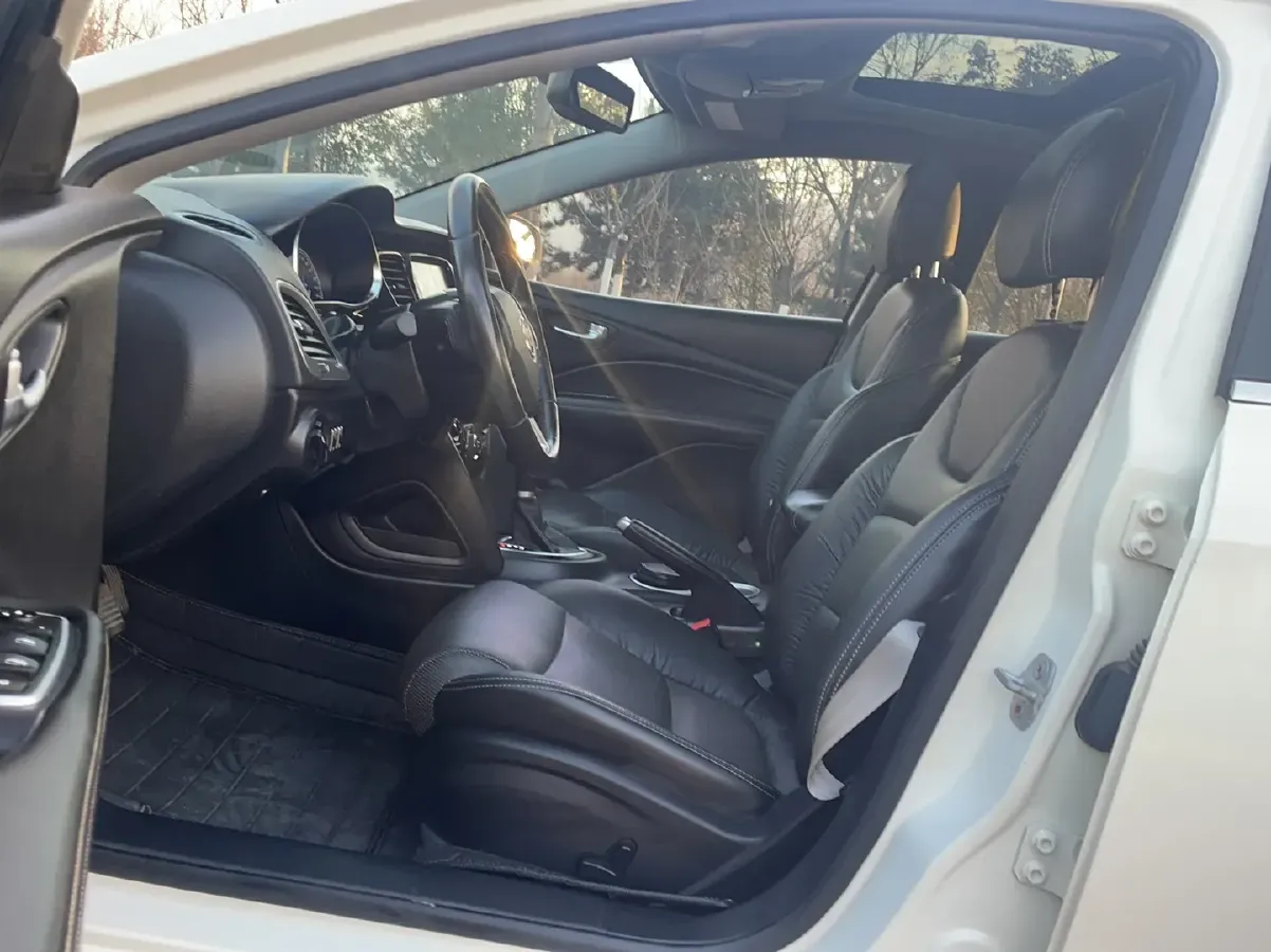 2012 Fiat Viaggio 1.4T 150HP L4 6DCT,autocango,china used car exporter,china ev exporter,chinese used car exporter,chinese used ev exporter