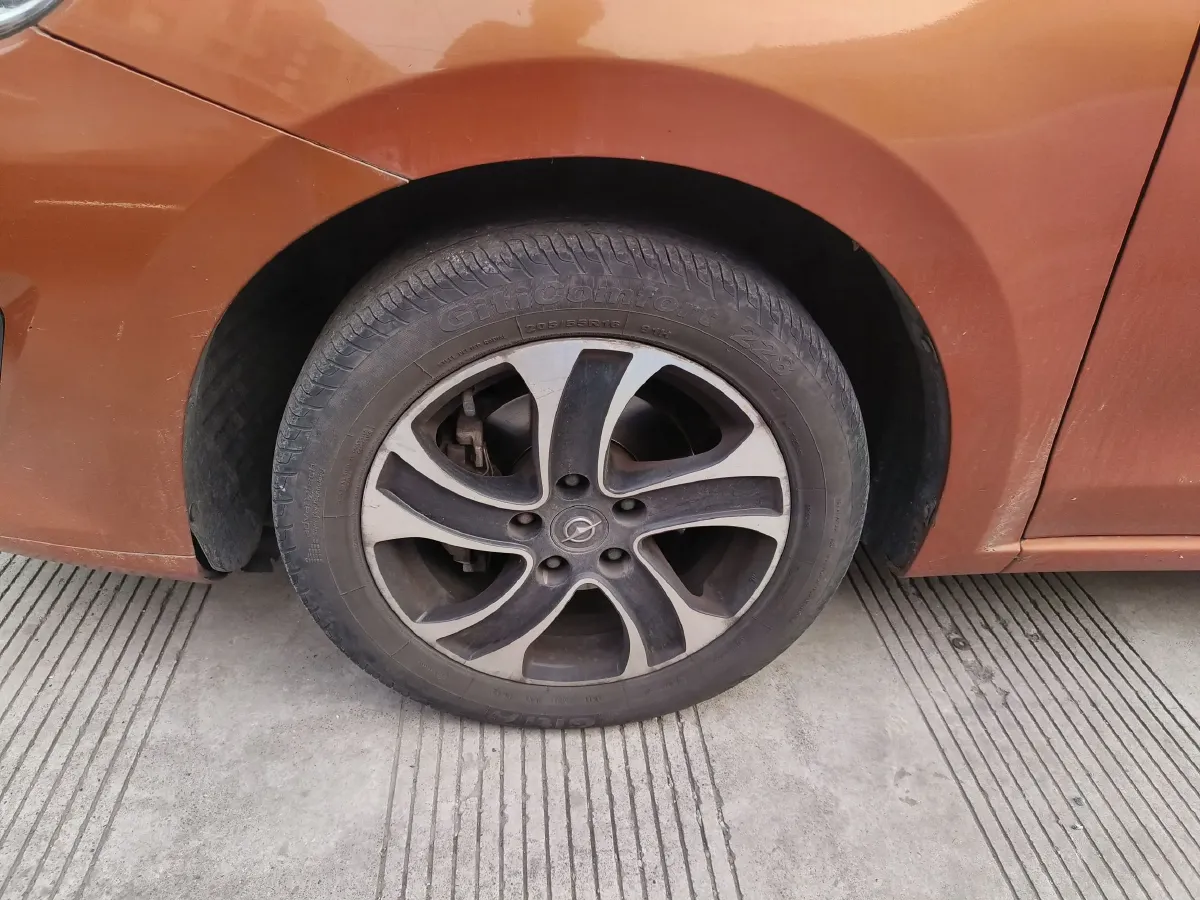 2015 HaiMa Family 1.6L 125HP L4 6MT,autocango,china used car exporter,china ev exporter,chinese used car exporter,chinese used ev exporter