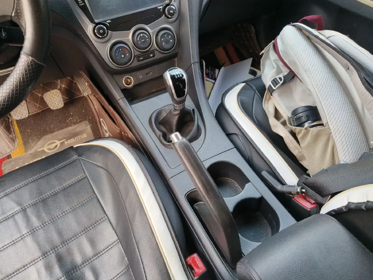 2015 HaiMa Family 1.6L 125HP L4 6MT,autocango,china used car exporter,china ev exporter,chinese used car exporter,chinese used ev exporter