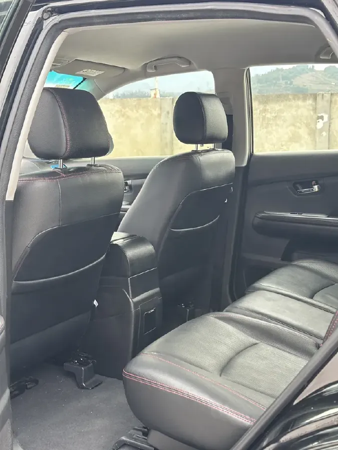 2014 BYD S6 2.0L 140HP L4 5MT,autocango,china used car exporter,china ev exporter,chinese used car exporter,chinese used ev exporter