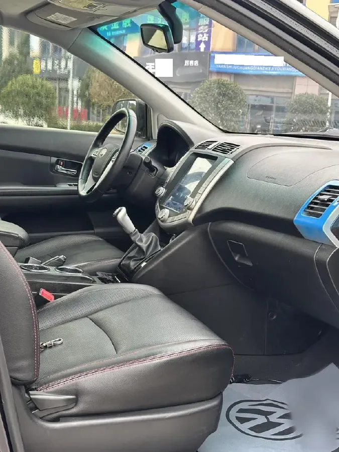 2014 BYD S6 2.0L 140HP L4 5MT,autocango,china used car exporter,china ev exporter,chinese used car exporter,chinese used ev exporter