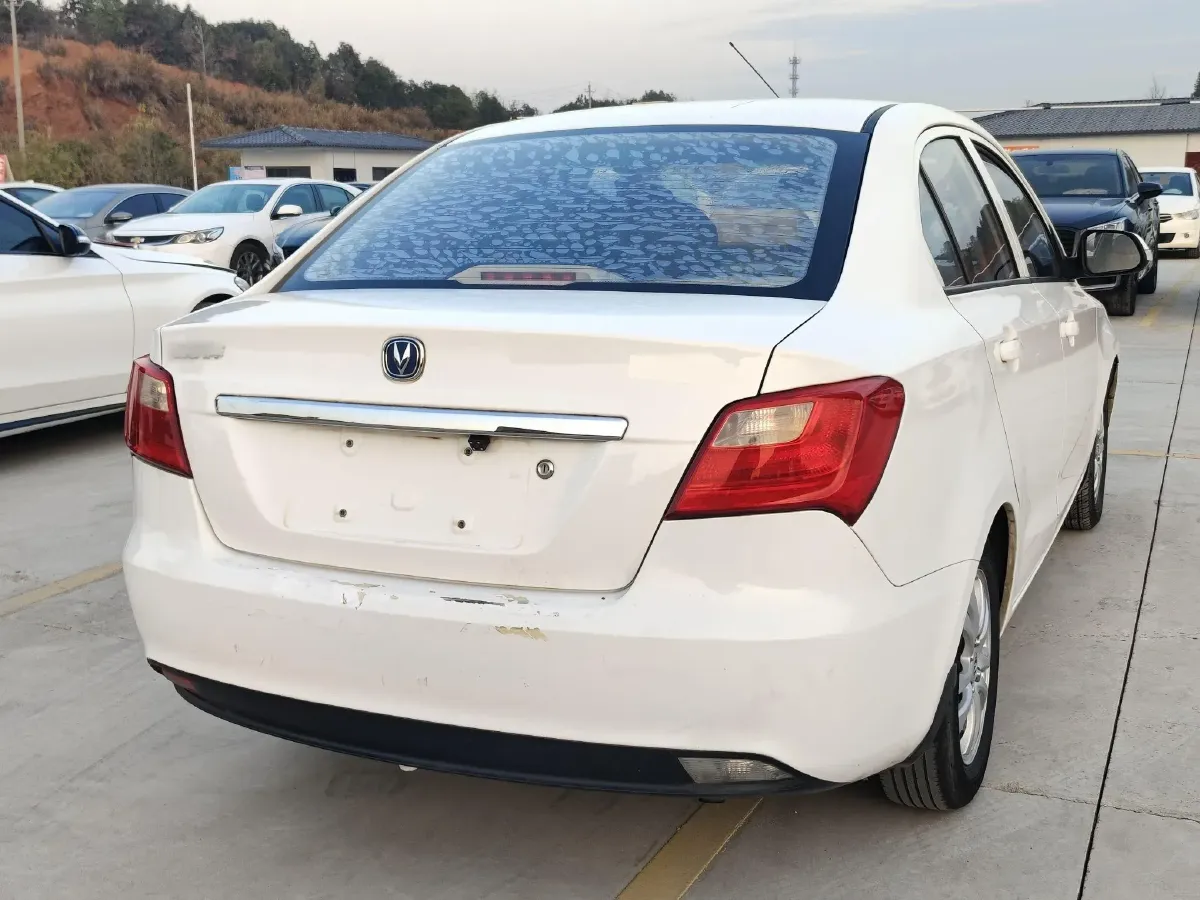 2015 ChangAn Alsvin V3 1.4L 101HP L4 5MT,autocango,china used car exporter,china ev exporter,chinese used car exporter,chinese used ev exporter