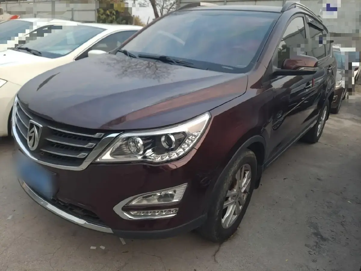 2015 BaoJun 560 1.8L 137HP L4 5MT