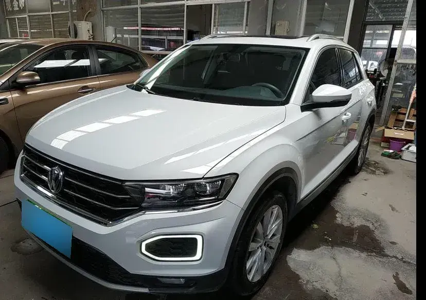 2018 Volkswagen T-Roc 1.4T 131HP L4 7DCT
