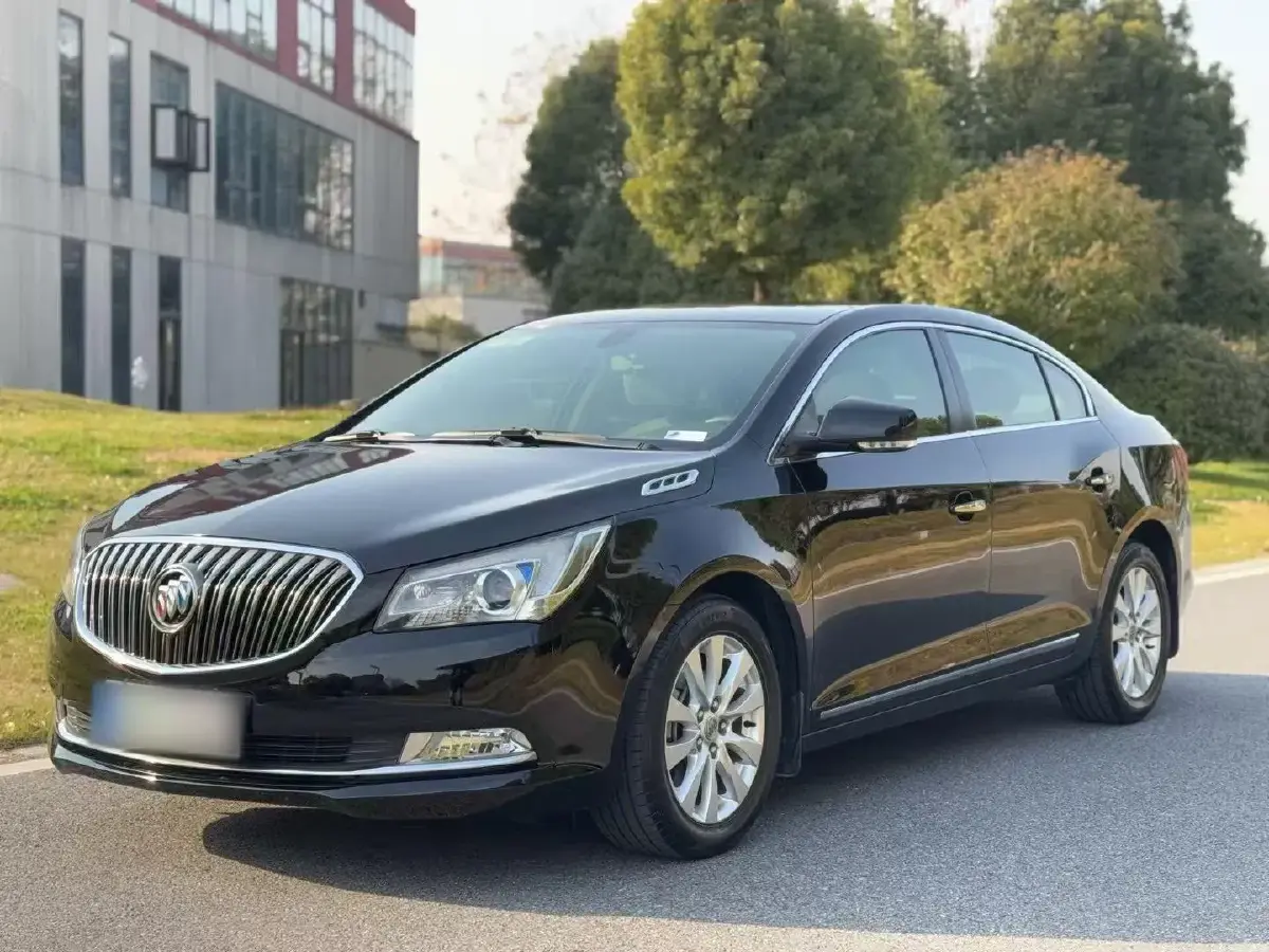 2013 Buick Larcosse 2.4L 186HP L4 6AT