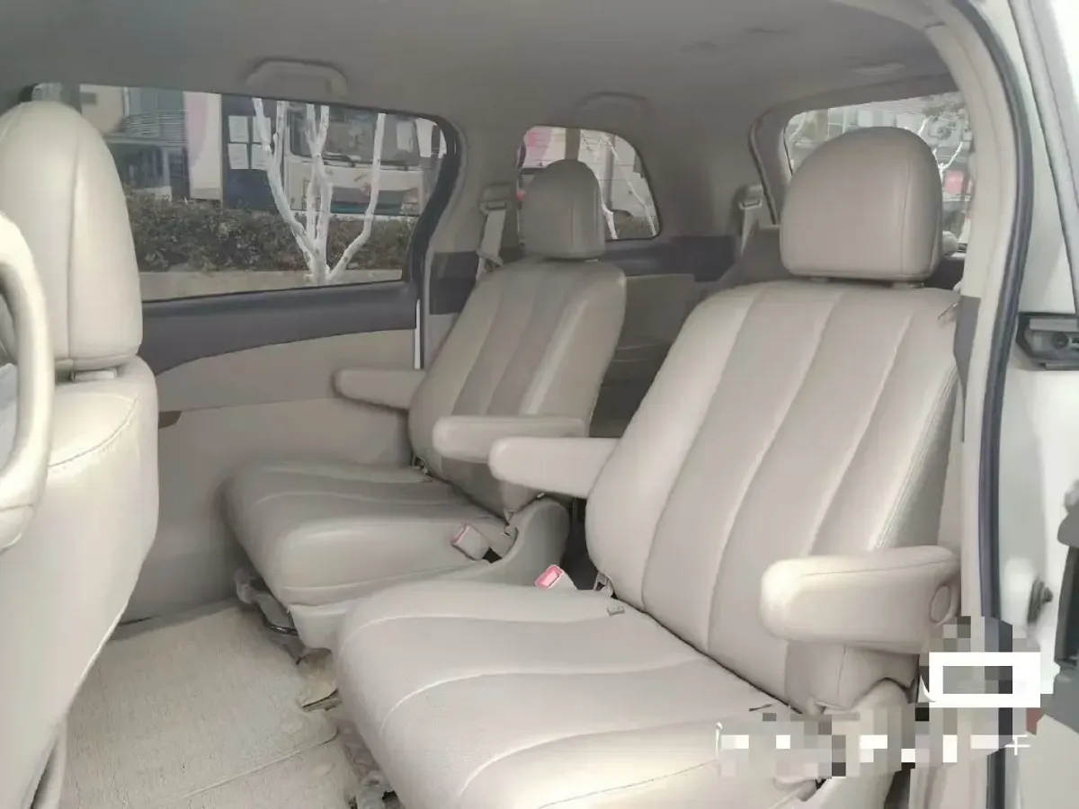 2015 BYD M6 2.4L 167HP L4 6DCT,autocango,china used car exporter,china ev exporter,chinese used car exporter,chinese used ev exporter