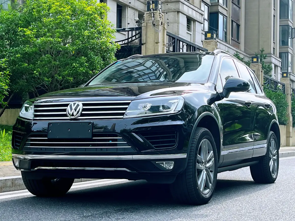 2017 Volkswagen Touareg 3.0T 320HP V6 8AT