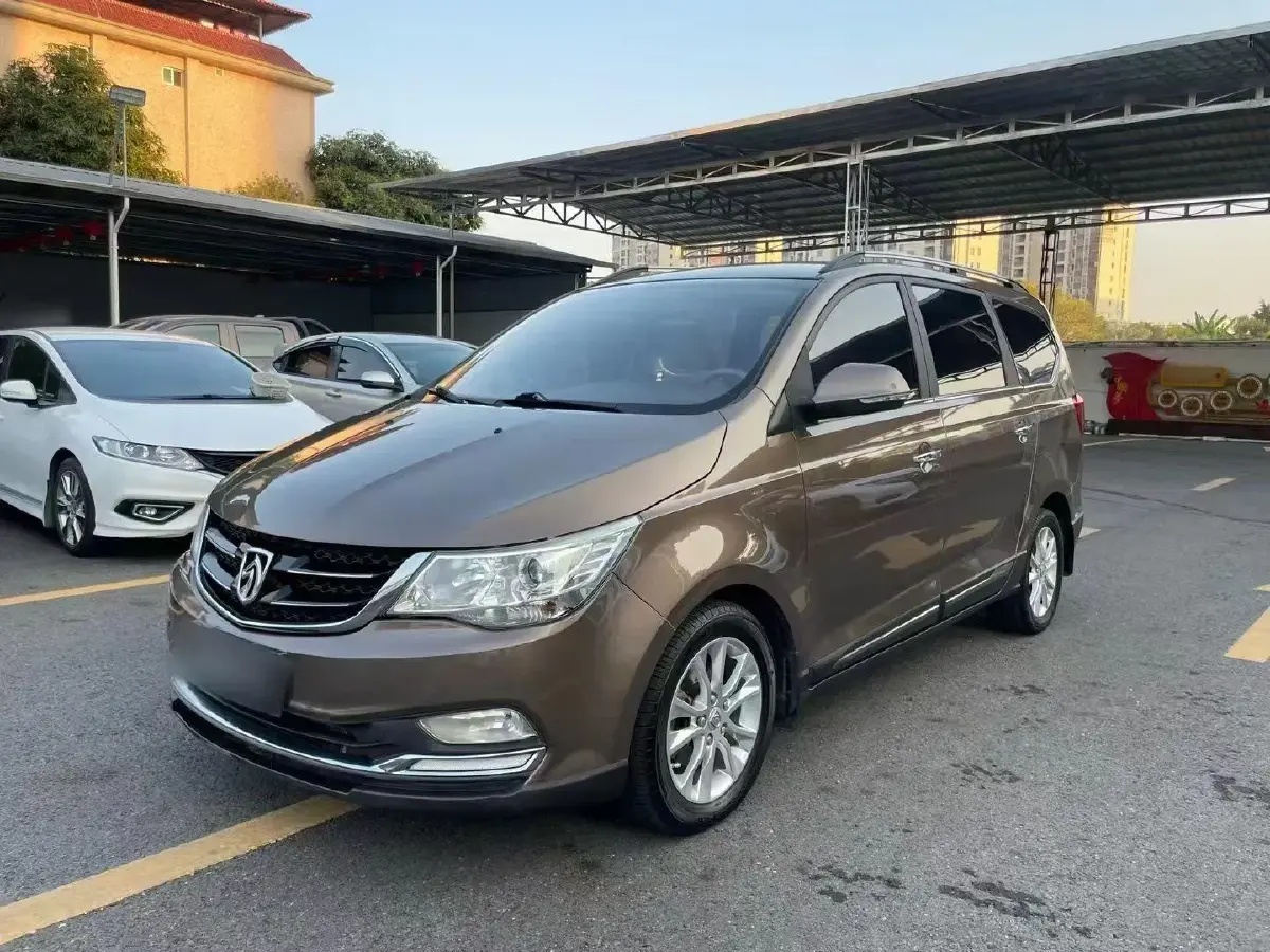 2016 BaoJun 730 1.5T 150HP L4 6MT