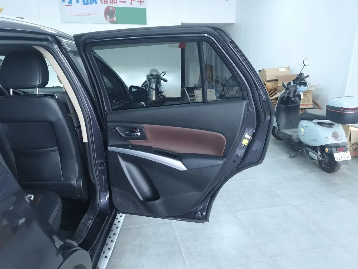 2017 Suzuki SX4 S-Cross 1.4T 140HP L4 6AT,autocango,china used car exporter,china ev exporter,chinese used car exporter,chinese used ev exporter