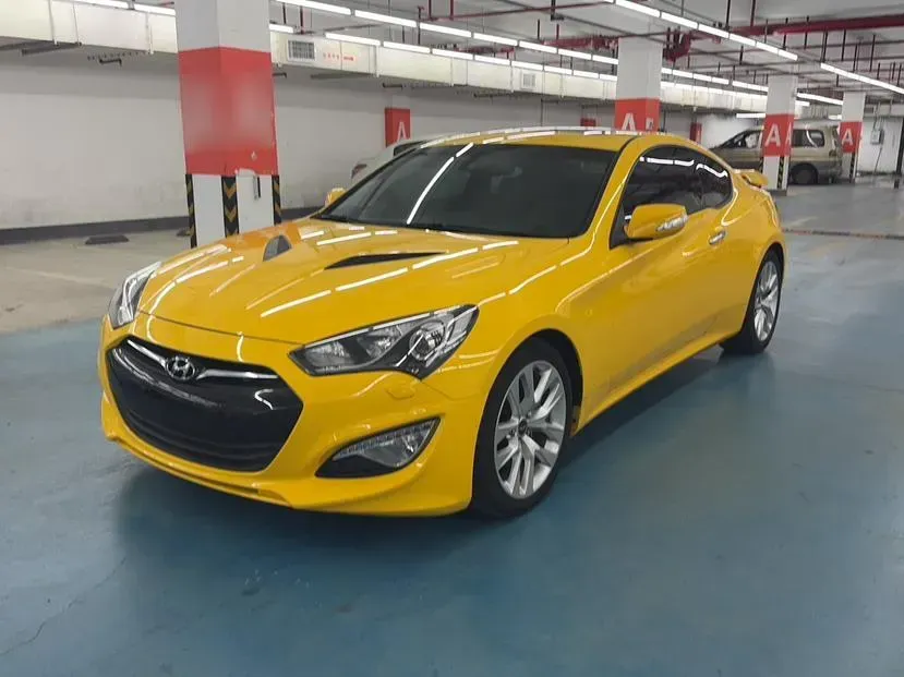 2012 Hyundai Rohens-Coupe 2.0T 260HP L4 8AT,autocango,china used car exporter,china ev exporter,chinese used car exporter,chinese used ev exporter