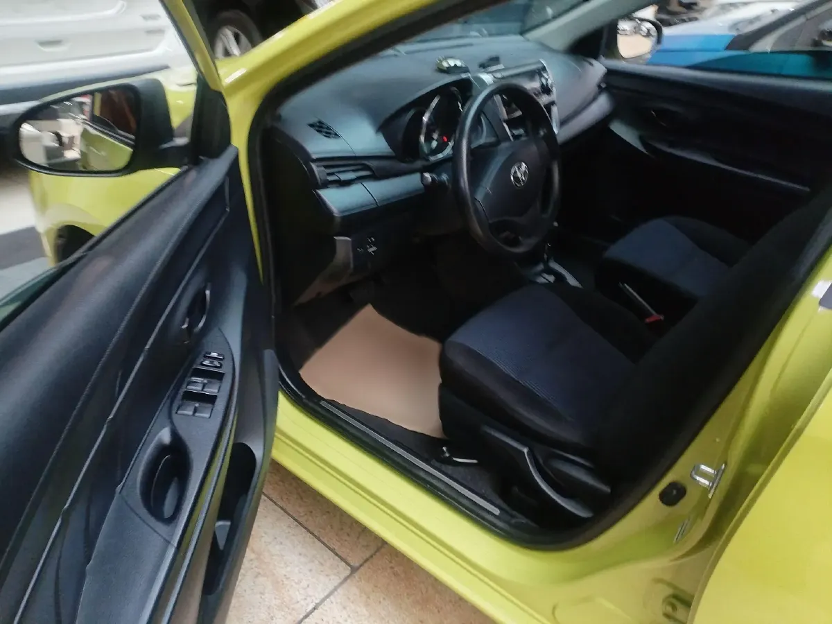 2016 Toyota Yaris L 1.5L 107HP L4 CVT,autocango,china used car exporter,china ev exporter,chinese used car exporter,chinese used ev exporter