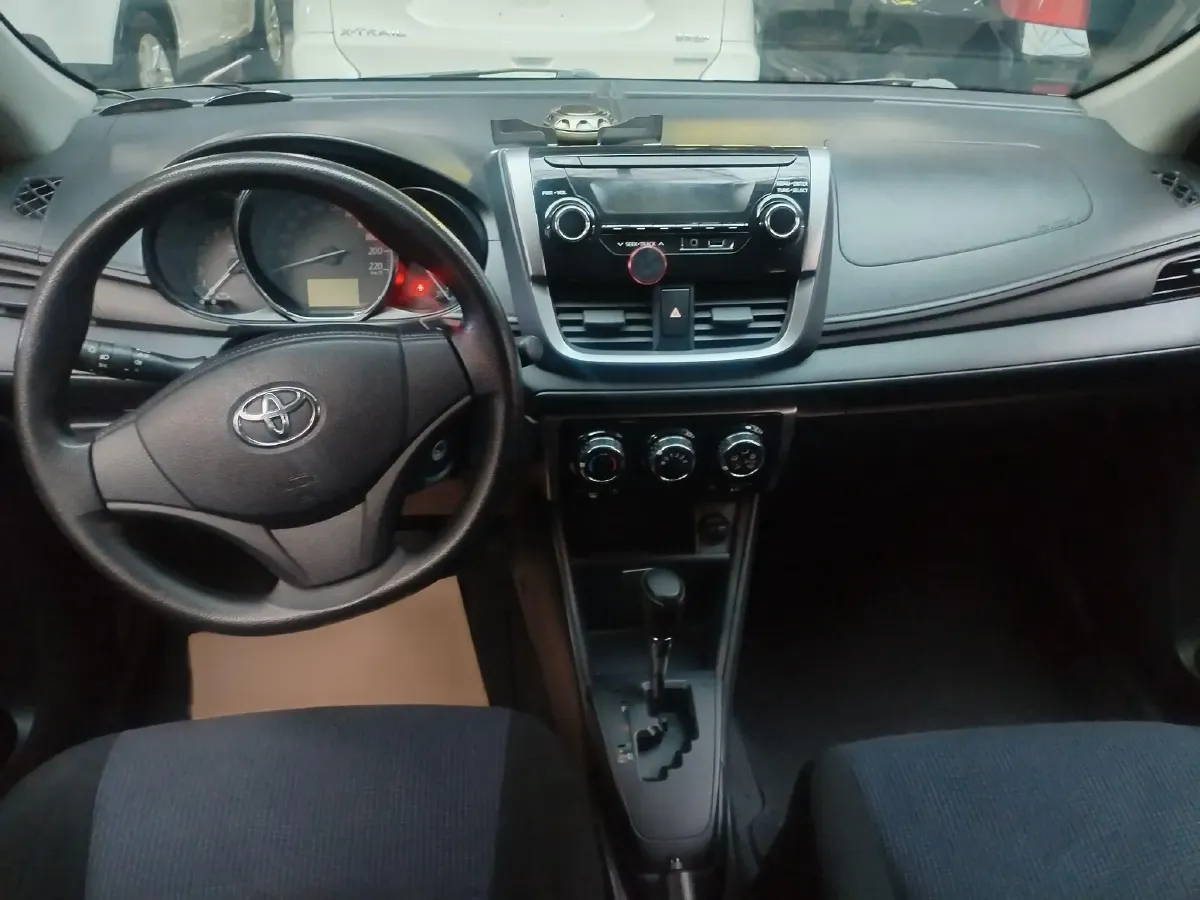 2016 Toyota Yaris L 1.5L 107HP L4 CVT,autocango,china used car exporter,china ev exporter,chinese used car exporter,chinese used ev exporter