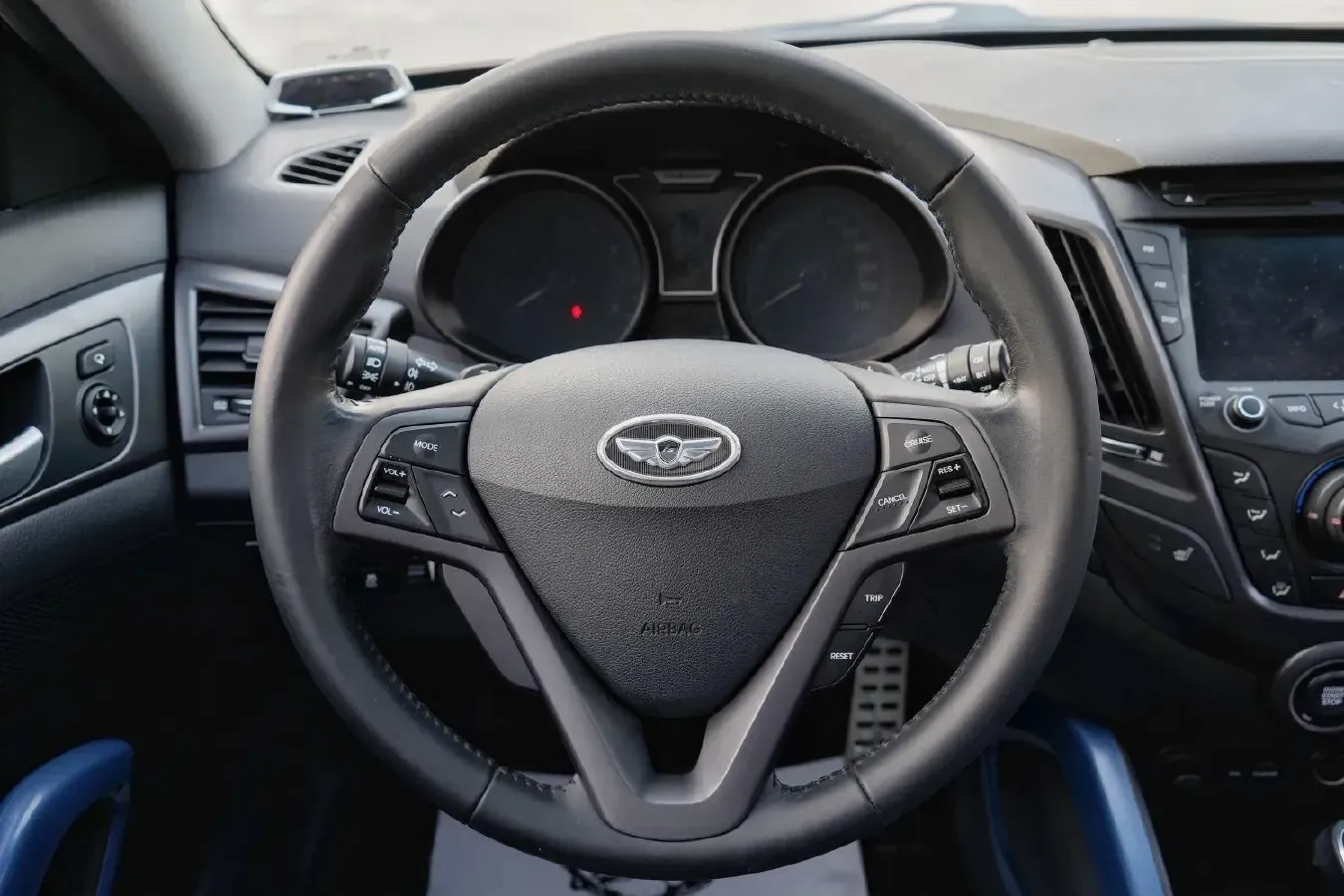 2012 Hyundai Veloster 1.6T 204HP L4 6AT,autocango,china used car exporter,china ev exporter,chinese used car exporter,chinese used ev exporter