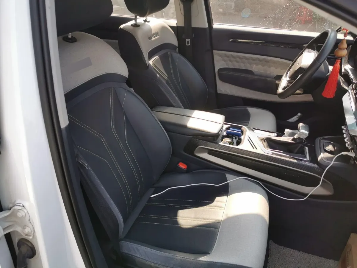 2019 BaoJun RM-5 1.5T 147HP L4 CVT,autocango,china used car exporter,china ev exporter,chinese used car exporter,chinese used ev exporter