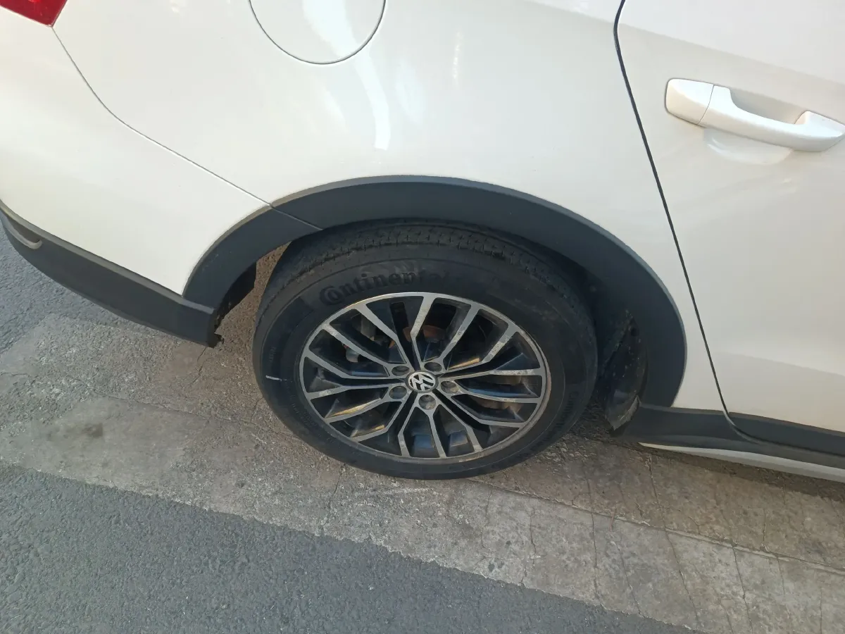 2014 Volkswagen Cross Lavida 1.6L 110HP L4 6AT,autocango,china used car exporter,china ev exporter,chinese used car exporter,chinese used ev exporter