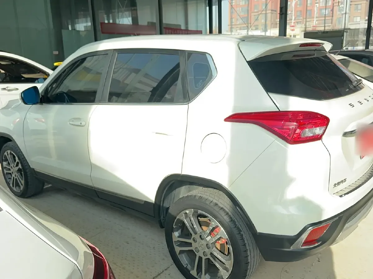 2016 BeiJing Auto Senova X35 1.5L 116HP L4 4AT,autocango,china used car exporter,china ev exporter,chinese used car exporter,chinese used ev exporter