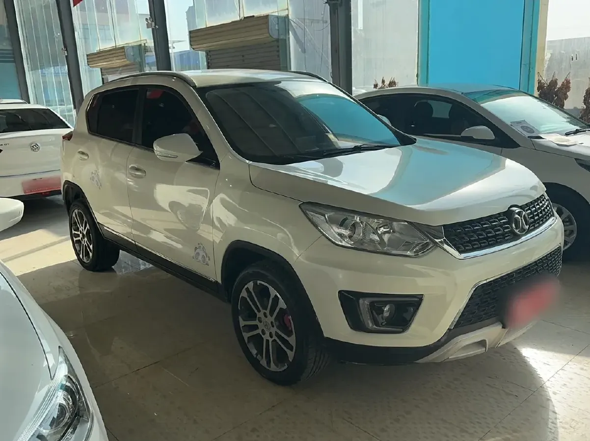 2016 BeiJing Auto Senova X35 1.5L 116HP L4 4AT,autocango,china used car exporter,china ev exporter,chinese used car exporter,chinese used ev exporter