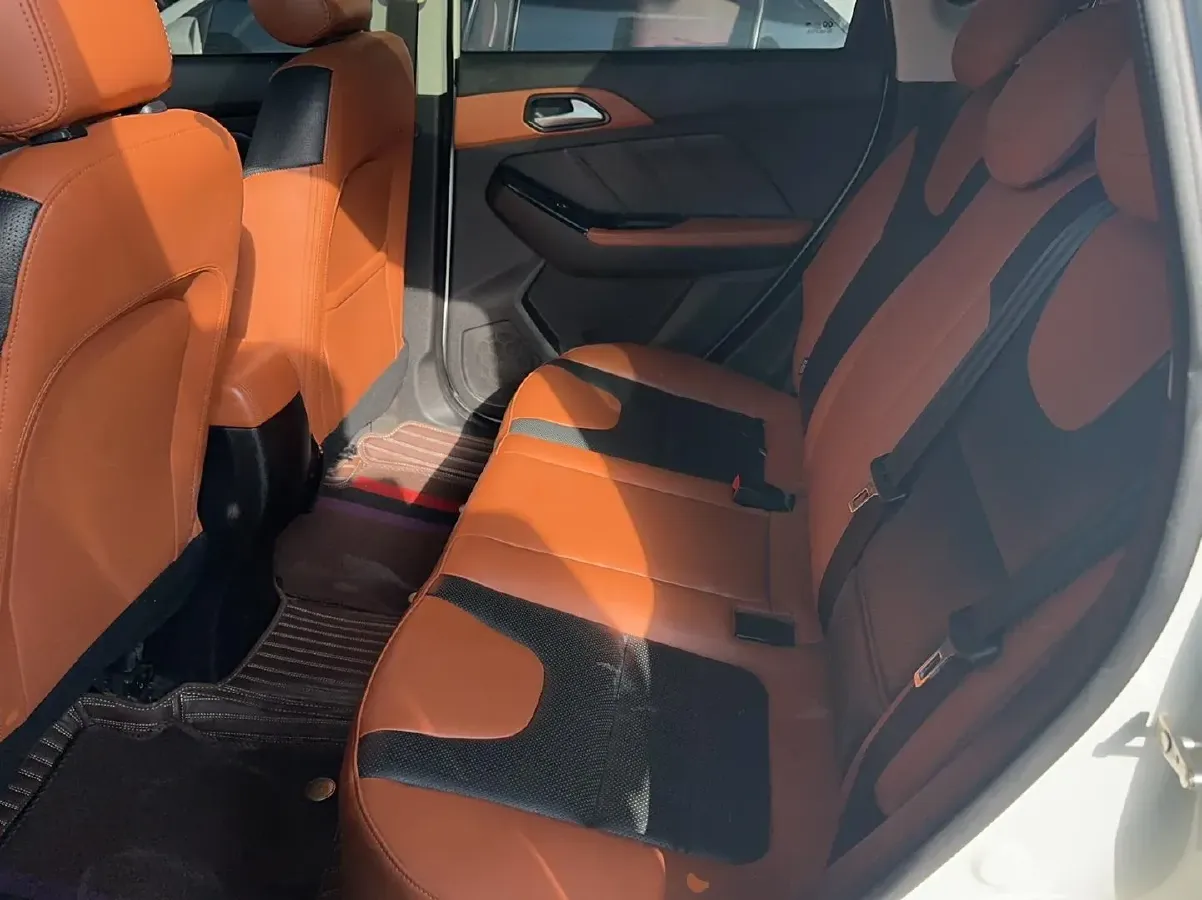 2016 BeiJing Auto Senova X35 1.5L 116HP L4 4AT,autocango,china used car exporter,china ev exporter,chinese used car exporter,chinese used ev exporter