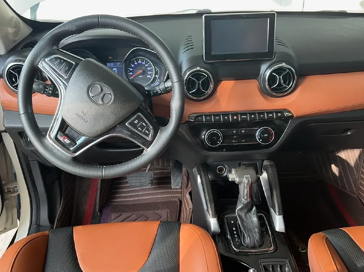 2016 BeiJing Auto Senova X35 1.5L 116HP L4 4AT,autocango,china used car exporter,china ev exporter,chinese used car exporter,chinese used ev exporter