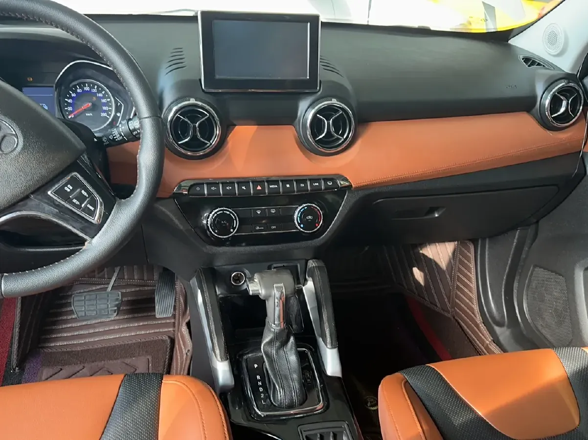 2016 BeiJing Auto Senova X35 1.5L 116HP L4 4AT,autocango,china used car exporter,china ev exporter,chinese used car exporter,chinese used ev exporter