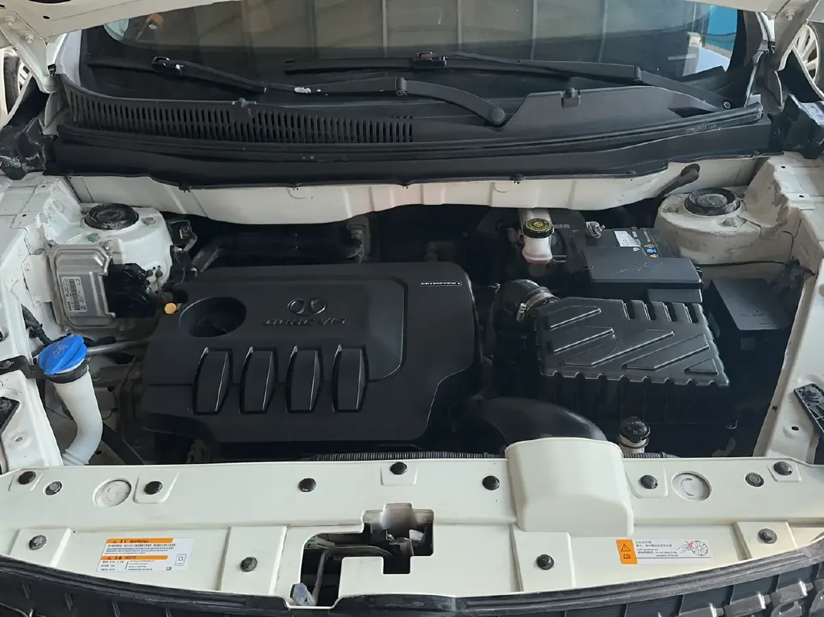 2016 BeiJing Auto Senova X35 1.5L 116HP L4 4AT,autocango,china used car exporter,china ev exporter,chinese used car exporter,chinese used ev exporter