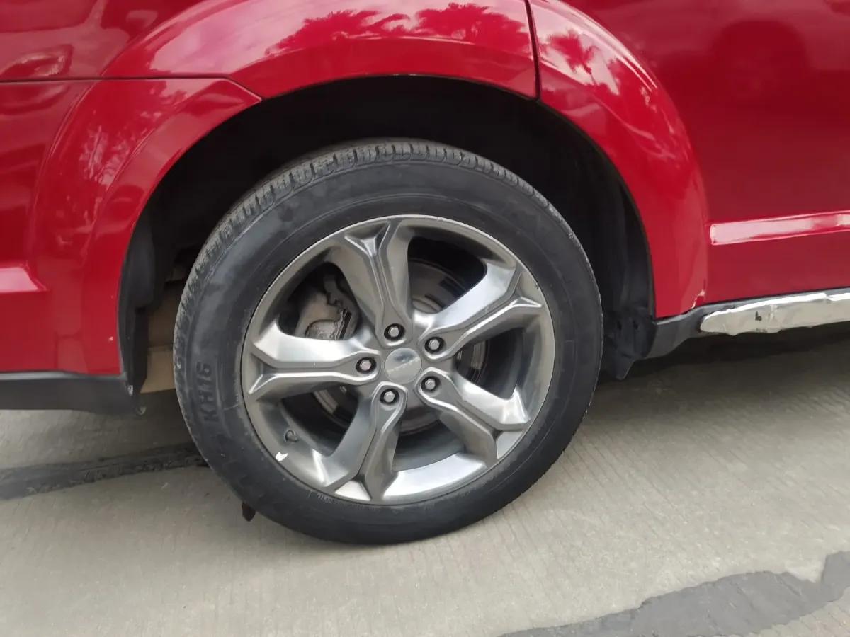 2016 Dodge JCUV 2.4L 170HP L4 6AT,autocango,china used car exporter,china ev exporter,chinese used car exporter,chinese used ev exporter