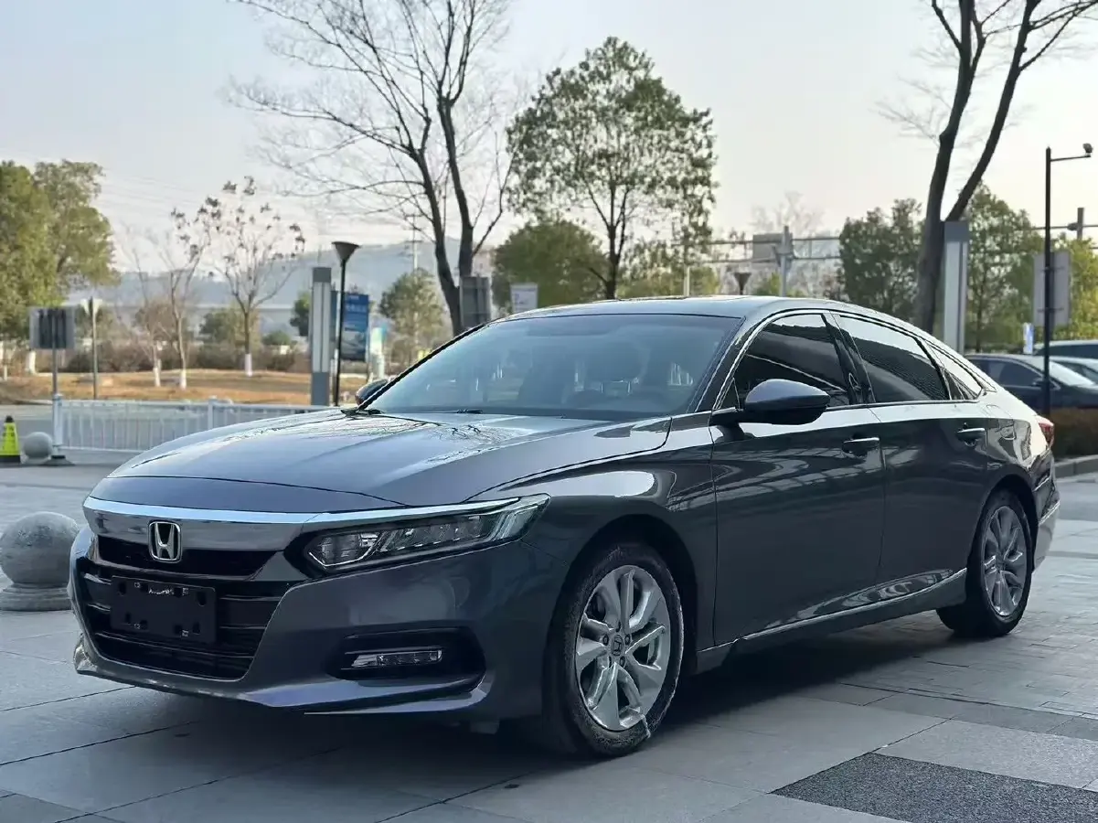 2018 Honda Accord 1.5T 194HP L4 CVT