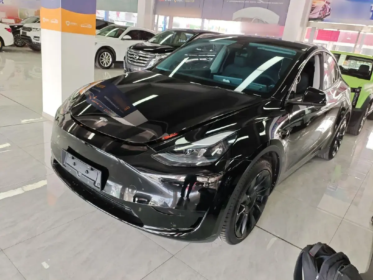 2022 Tesla Model Y BEV 60KWH